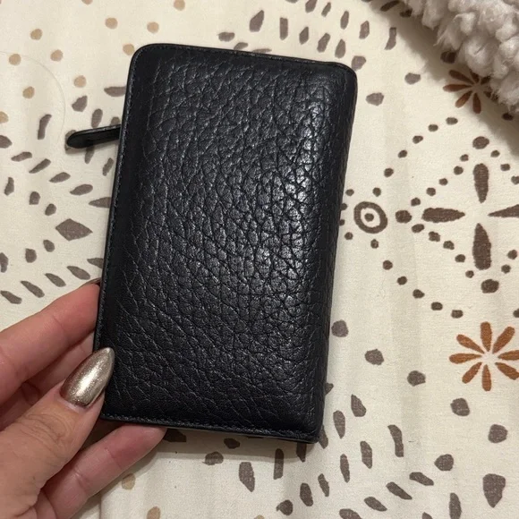 Kate Spade Textured Black Wallet - Picture 4 of 5